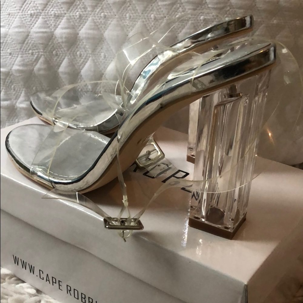 Cape Robbin clear stacked heels. Size 8.